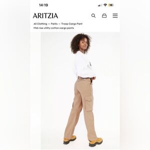 Aritzia TNA Troop Cargo Pants in Beige size 8